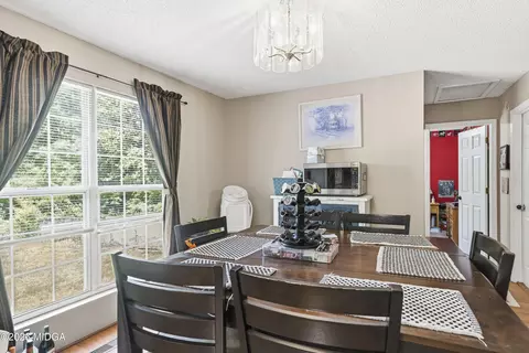 Dining - 152 Rifle Range Rd, Gray, GA 31032 photo 2 of 2