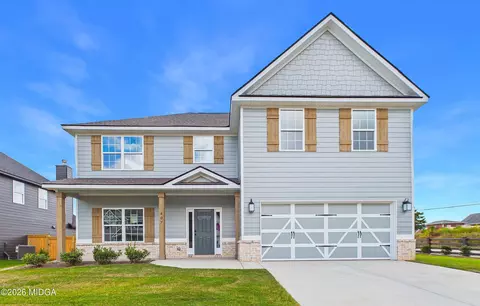 407 Baxter Dr #38, Kathleen, GA 31047