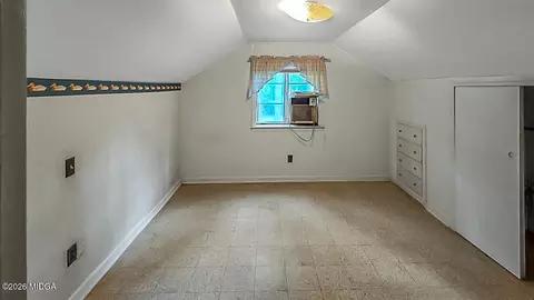 Bedroom - 819 Hillcrest Dr, Thomson, GA 30824 photo 4 of 6