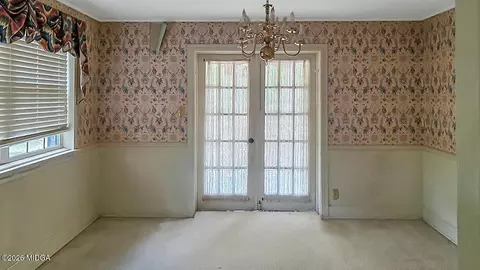 Dining - 819 Hillcrest Dr, Thomson, GA 30824 photo 1 of 6
