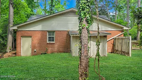 Exterior - 819 Hillcrest Dr, Thomson, GA 30824 photo 7 of 8