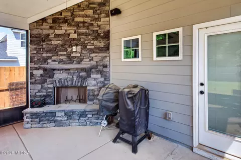Exterior - 4343 Cornwall Dr, Forsyth, GA 31029 photo 4 of 7