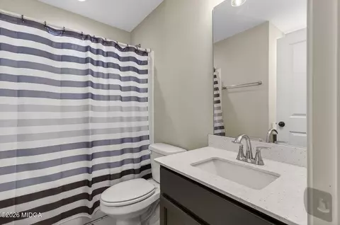 Bath - 4343 Cornwall Dr, Forsyth, GA 31029 photo 4 of 4