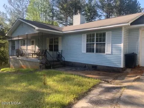 9045 Zebulon Rd, Macon, GA 31220