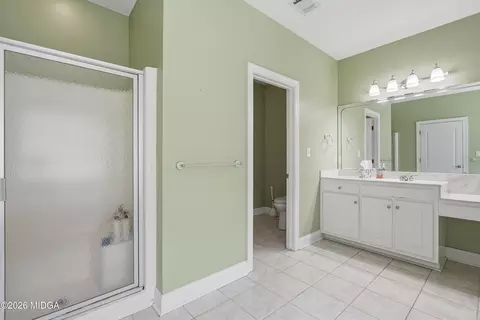 Bath - 100 Jamestown Ct, Centerville, GA 31028 photo 3 of 4