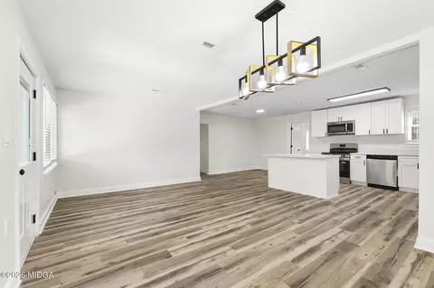 Other - 237 Suzanne Dr, Warner Robins, GA 31093 photo 3 of 9