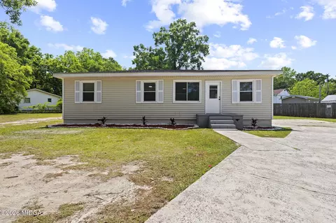237 Suzanne Dr, Warner Robins, GA 31093