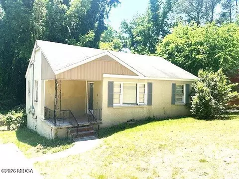 2063 Bayswater Rd, Macon, GA 31211