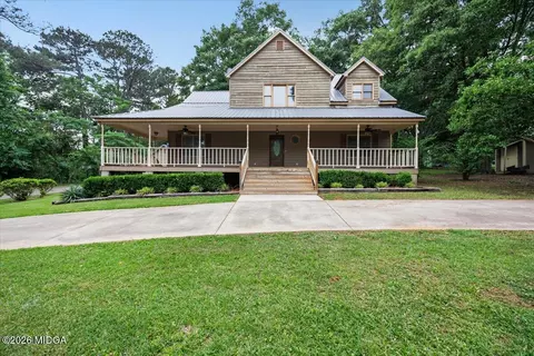 104 Wilder Dr, Forsyth, GA 31029