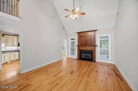 Living - 134 Broadleaf Dr, Macon, GA 31210 photo 1 of 7