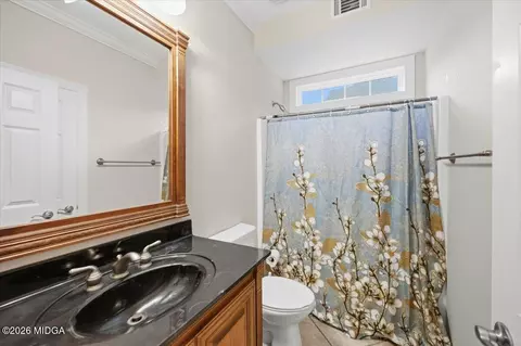 Bath - 134 Broadleaf Dr, Macon, GA 31210 photo 3 of 6