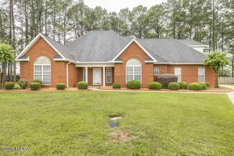 102 Ashton Ct, Warner Robins, GA 31088