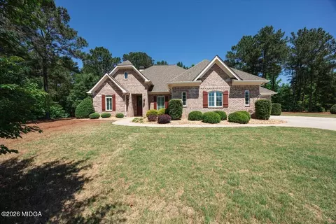 Exterior - 105 Freedom Dr, Forsyth, GA 31029 photo 3 of 14