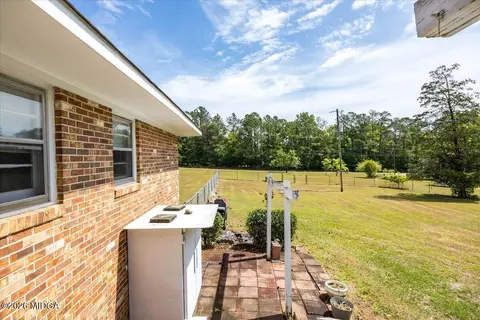 Exterior - 409 Buck Rd, Gray, GA 31032 photo 7 of 11