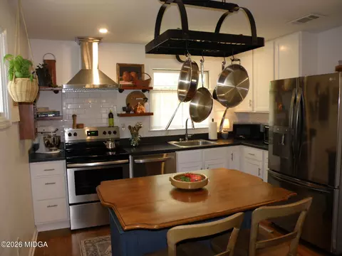 Kitchen - 1332 Jackson St, Macon, GA 31201 photo 1 of 2