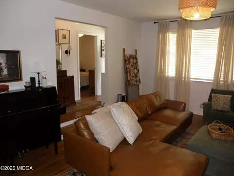 Living - 1332 Jackson St, Macon, GA 31201 photo 2 of 4