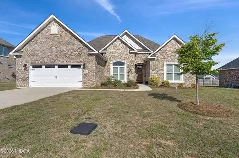 611 Jeffery Thomas Dr, Bonaire, GA 31005