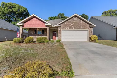 109 Hawks Ridge Trce, Byron, GA 31008