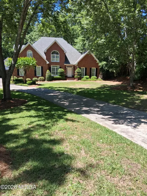 105 Kenilworth Ct, Macon, GA 31210