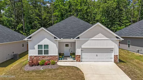 119 Garrett Ln, Bonaire, GA 31005