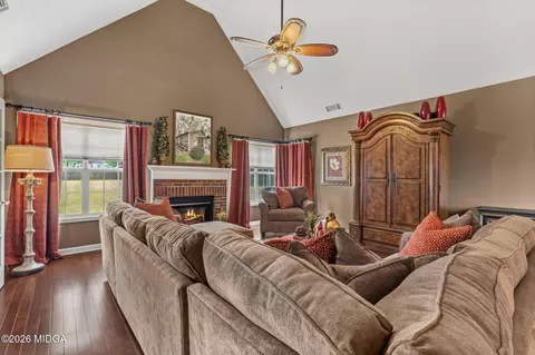 Living - 800 Karie Dr, Mcdonough, GA 30253 photo 1 of 1