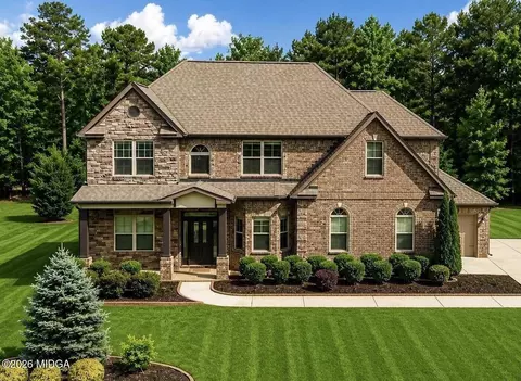 2589 Lake Erma Dr, Hampton, GA 30228