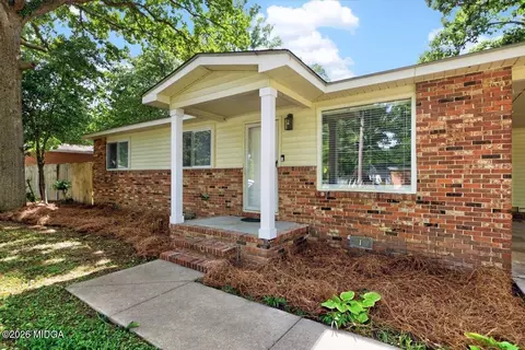Exterior - 103 Draper St, Warner Robins, GA 31088 photo 3 of 17