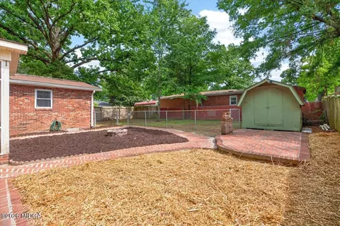 Exterior - 103 Draper St, Warner Robins, GA 31088 photo 13 of 17
