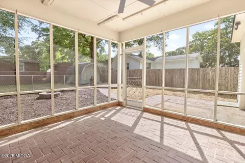 Exterior - 103 Draper St, Warner Robins, GA 31088 photo 6 of 17