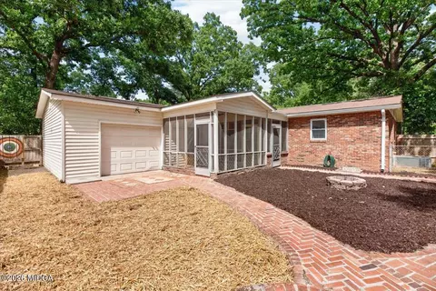 Exterior - 103 Draper St, Warner Robins, GA 31088 photo 10 of 17