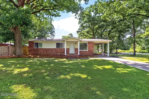 103 Draper St, Warner Robins, GA 31088