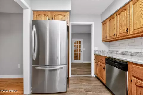 Kitchen - 103 Draper St, Warner Robins, GA 31088 photo 4 of 6