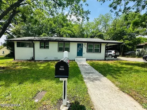 3865 Flamingo Dr, Macon, GA 31206