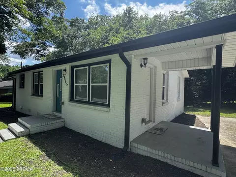 3865 Flamingo Dr, Macon, GA 31206