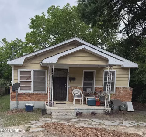 2207 Ashley St, Macon, GA 31204
