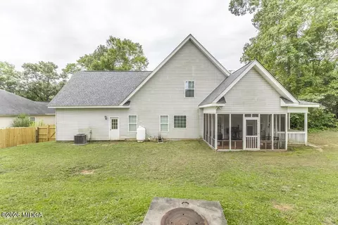 Exterior - 211 Cade Ter, Warner Robins, GA 31088 photo 6 of 7