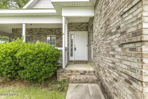 Exterior - 211 Cade Ter, Warner Robins, GA 31088 photo 2 of 7