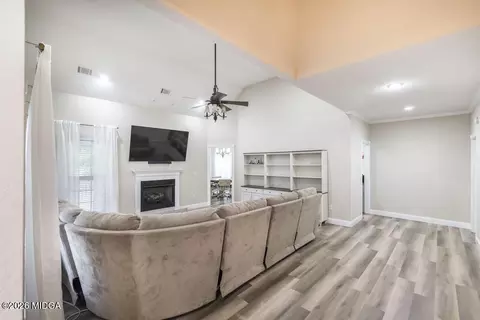 Entry Way - 211 Cade Ter, Warner Robins, GA 31088 photo 2 of 2