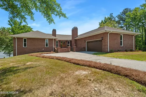 8294 Shelley Trl, Macon, GA 31220