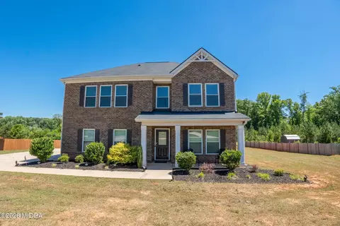 140 Caroline Ct, Macon, GA 31210