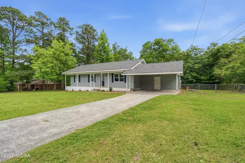 132 Allen Memorial Dr SW, Milledgeville, GA 31061