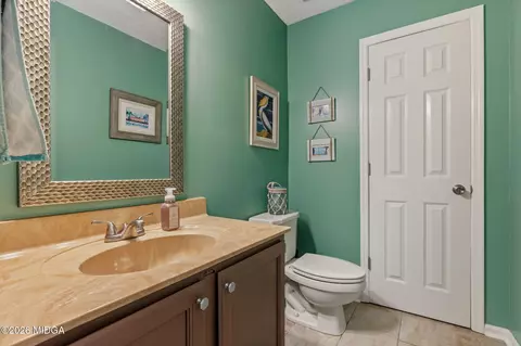 Bath - 101 Leconte N, Warner Robins, GA 31088 photo 5 of 6