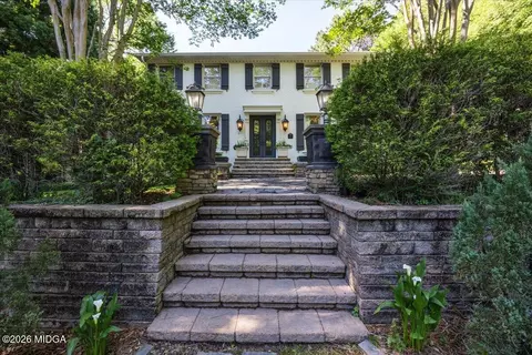 4717 Brae Burn Ln, Macon, GA 31210