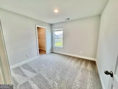 Bedroom - 140 Oak Dr, Gray, GA 31032 photo 3 of 5