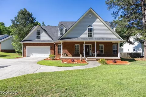 619 Grayridge Rd, Gray, GA 31032
