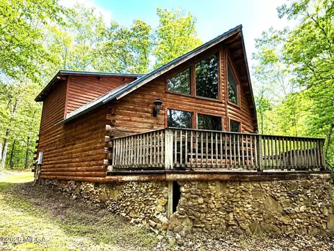 82 Poinsettia Pl S, Sparta, GA 31087