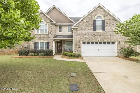 110 Regency Ct, Warner Robins, GA 31088
