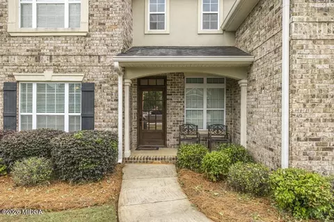 110 Regency Ct, Warner Robins, GA 31088 photo 2
