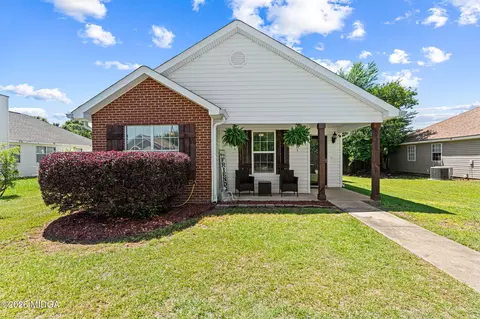 111 Brandonshire Ln, Bonaire, GA 31005