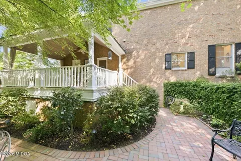 Exterior - 138 Covington Pl, Macon, GA 31210 photo 8 of 10